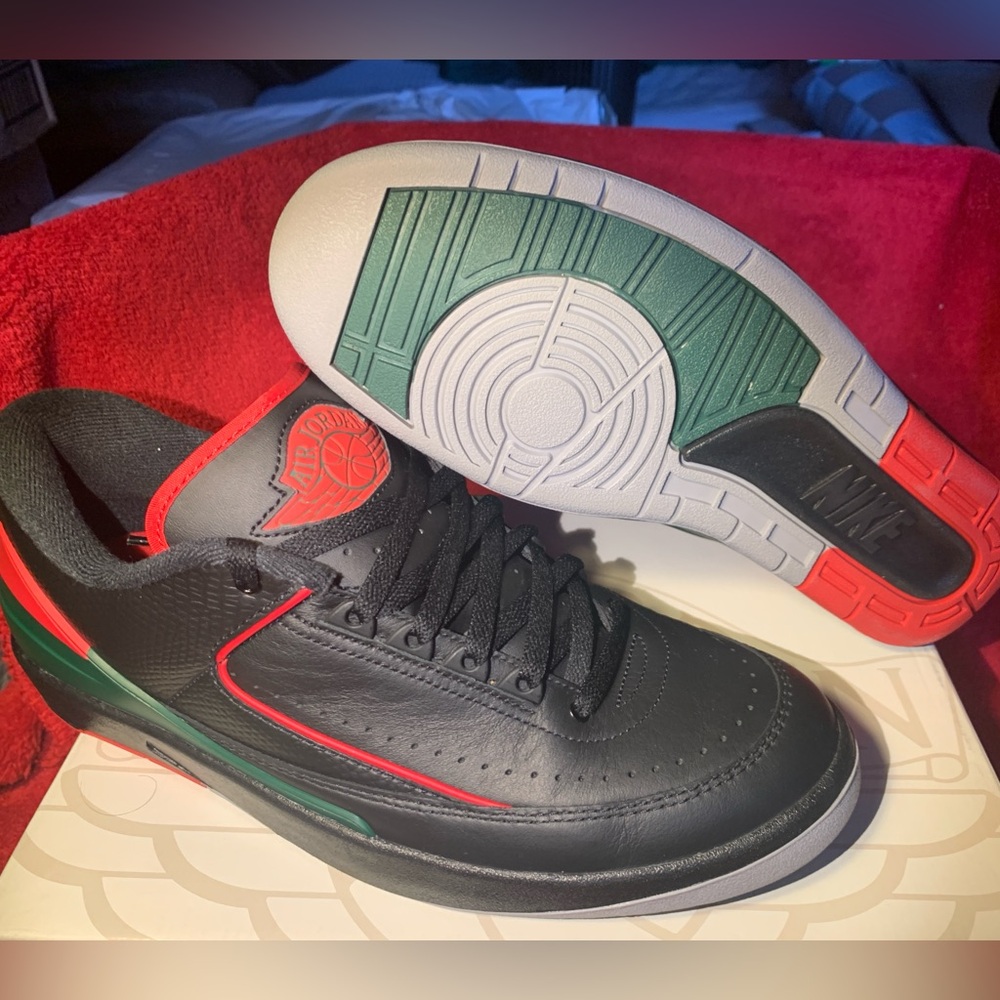 Air Jordan 2 Retro Low size 11 men, style code: DV9956-006